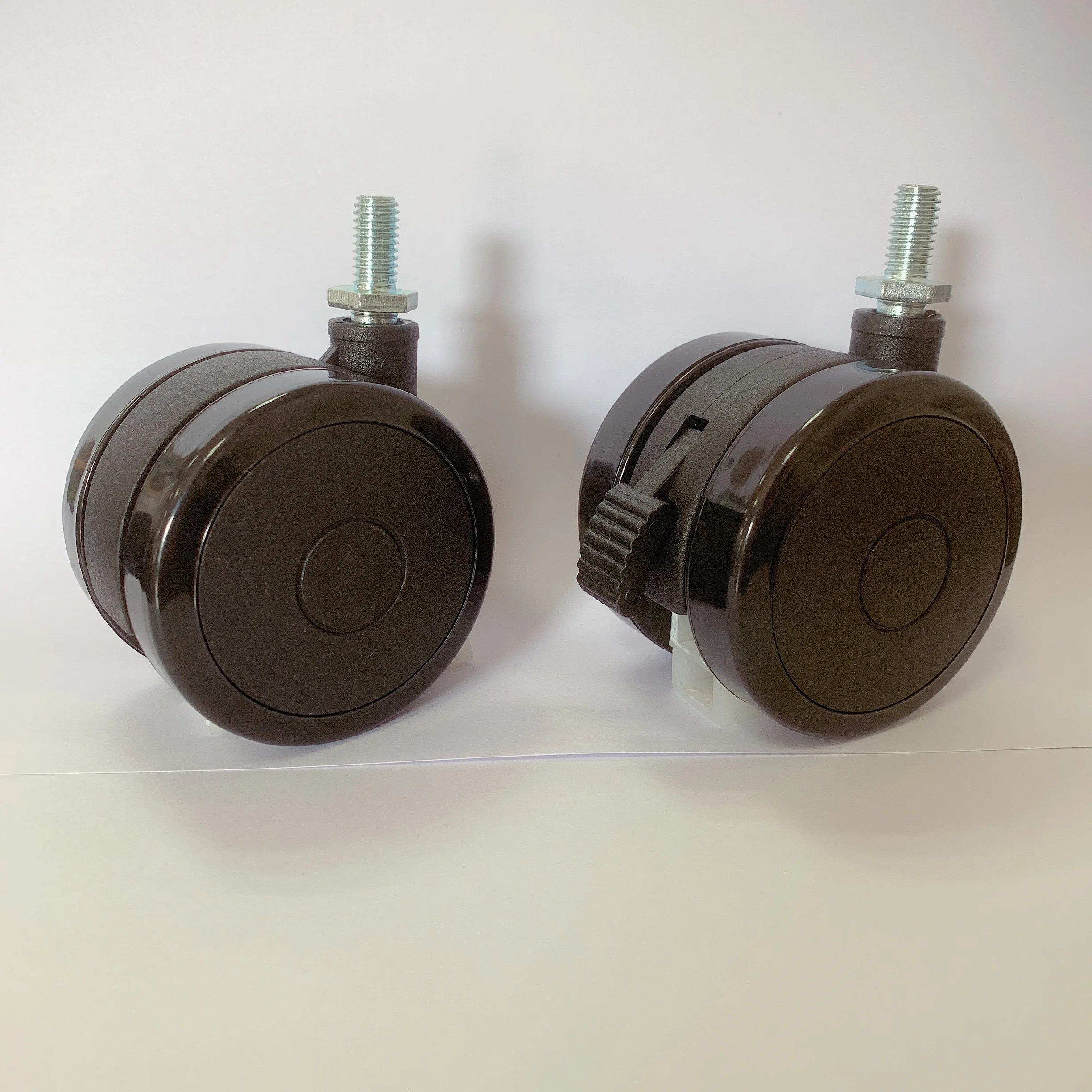 60mm Pu Caster With Lock For Trundle Bed Wheels Plastic Double Wheel 2.