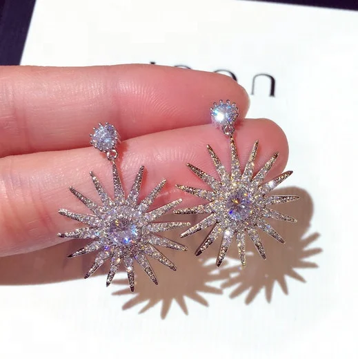 

Luxury Female Sunflower Stud Earrings Crystal Silver Color Wedding Earrings Vintage Double Zircon Stone Earrings For Women, Picture shows