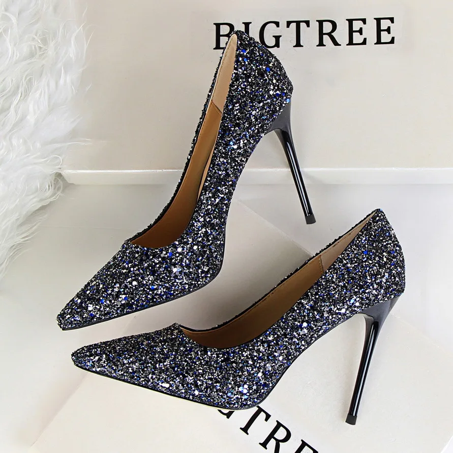 

New Silver Crystal Shoes Women Rhinestone High Heels Female Shoes Pumps Pointed toe Woman Crystal Wedding