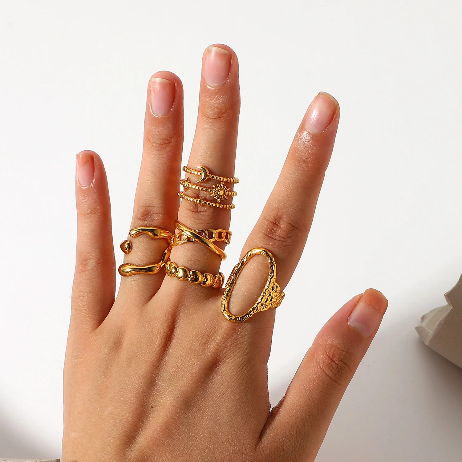 

INS Vintage Fashion Geometric Chain Cross Open Adjustable Rings 18K Gold Plated Stainless Steel Snake Ring Jewelry YF2643