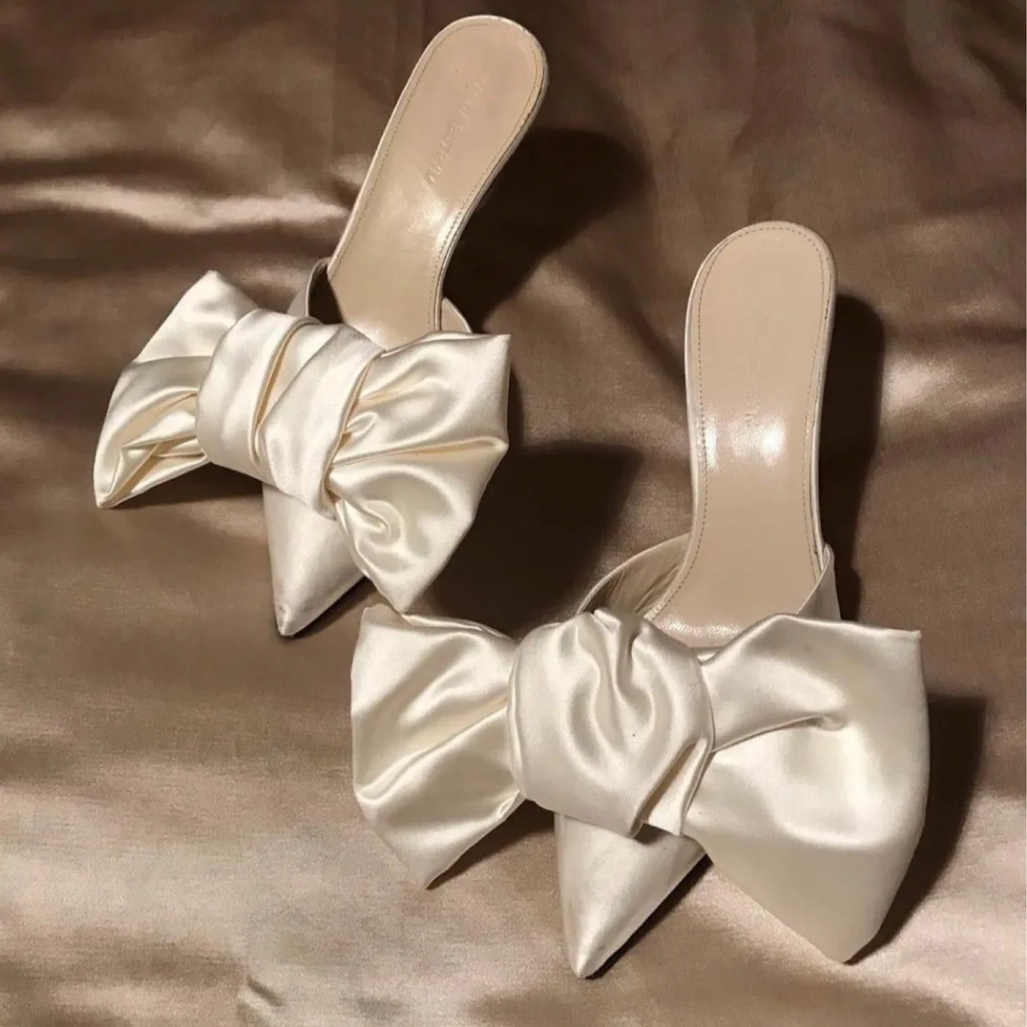 

Good Quality Silk Front Big Bowknots Private Label Shoes, Gold/silver