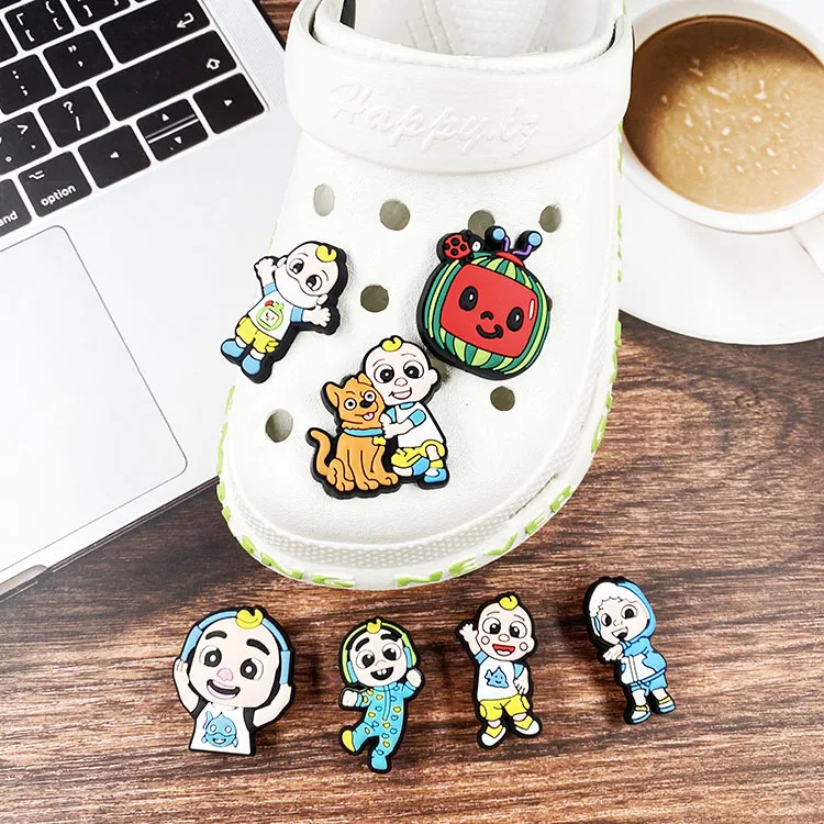 

2022 design crocodile charm children's shoes jewelry baby crocodile shoes charm Clogs Shoes decoration