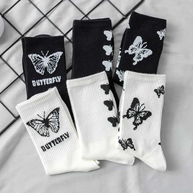 

Butterfly Printed Women Socks Harajuku Soft Cotton Breathable Elastic Socks Autumn Black White Socks Autumn Winter