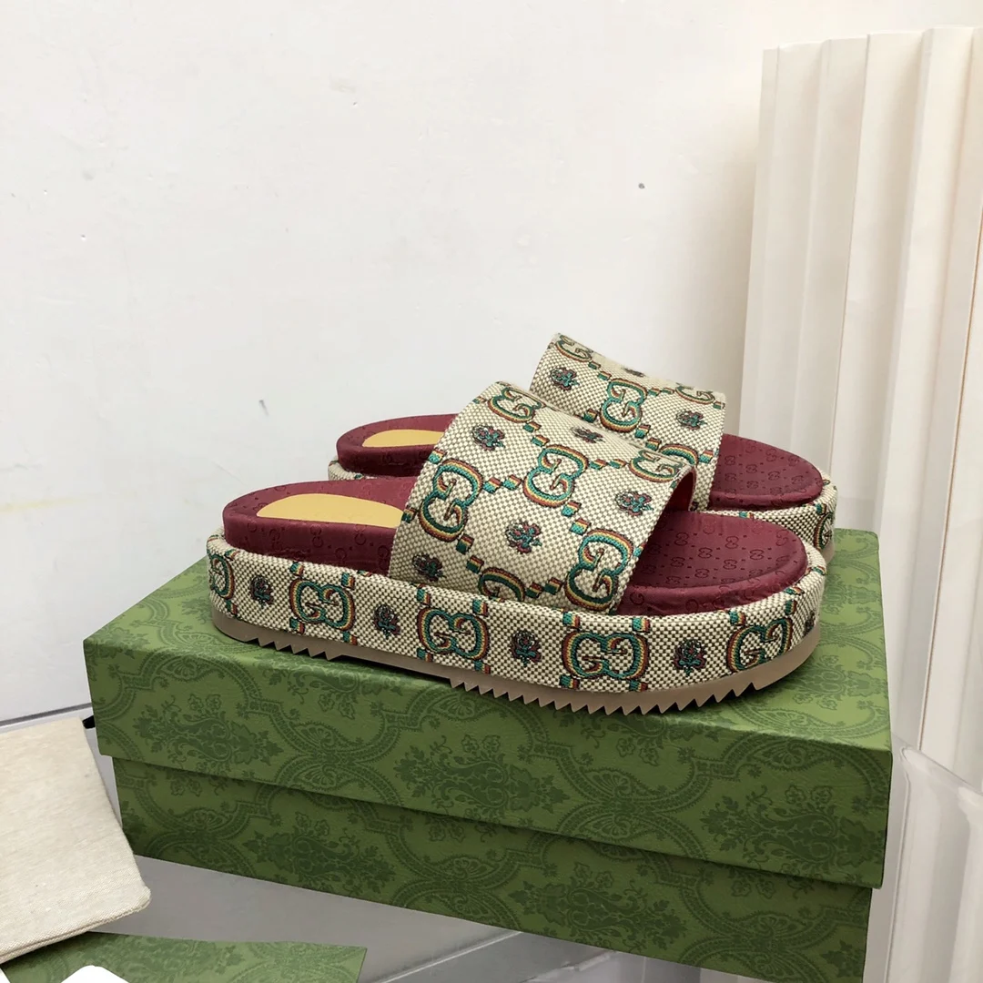 

Wholesale OG home embroidery printed flat sandal outside the letters flip-flops Women Slide slipper