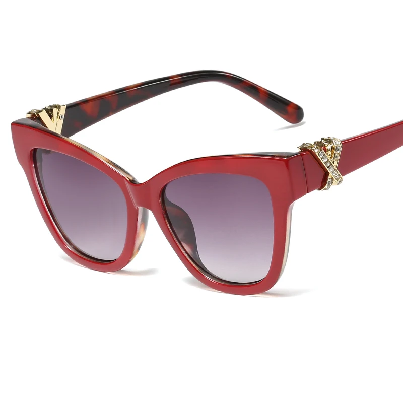 

SHINELOT 95548 New Designer Fashion Italy Shades Design Your Own Glasses Women Diamond Ladies Sunglasses