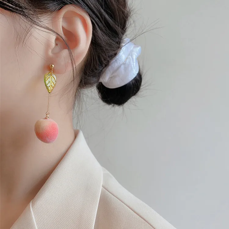 

HongTong Fruit Peach Earrings Sweet Earrings S925 Silver Needle Fresh And Wild Cute Girl Jewelry, Picture