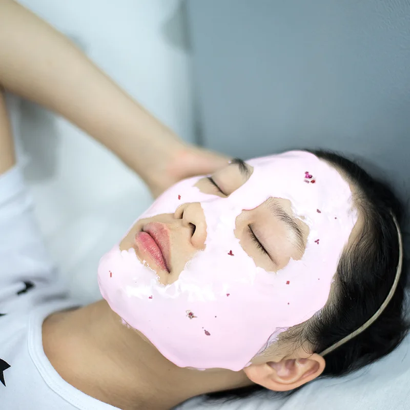 

Rose Petal Whitening Peel Off Mask Powder, Pink