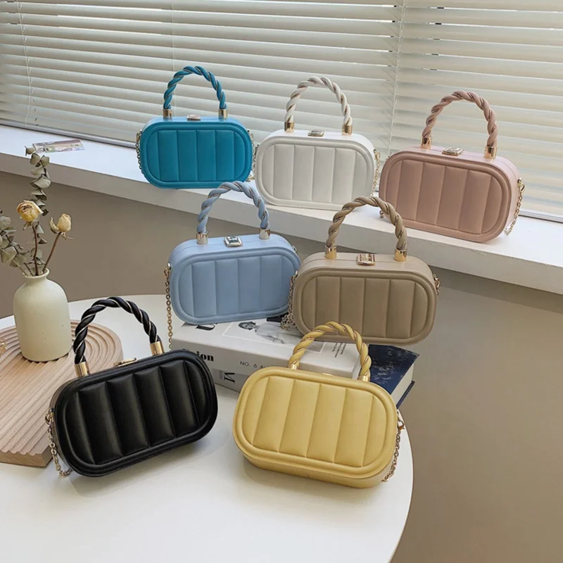 

Hot Fashion Ladies Chain Crossbody Box Shoulder Bag Luxury Design Woven Leather Handbag