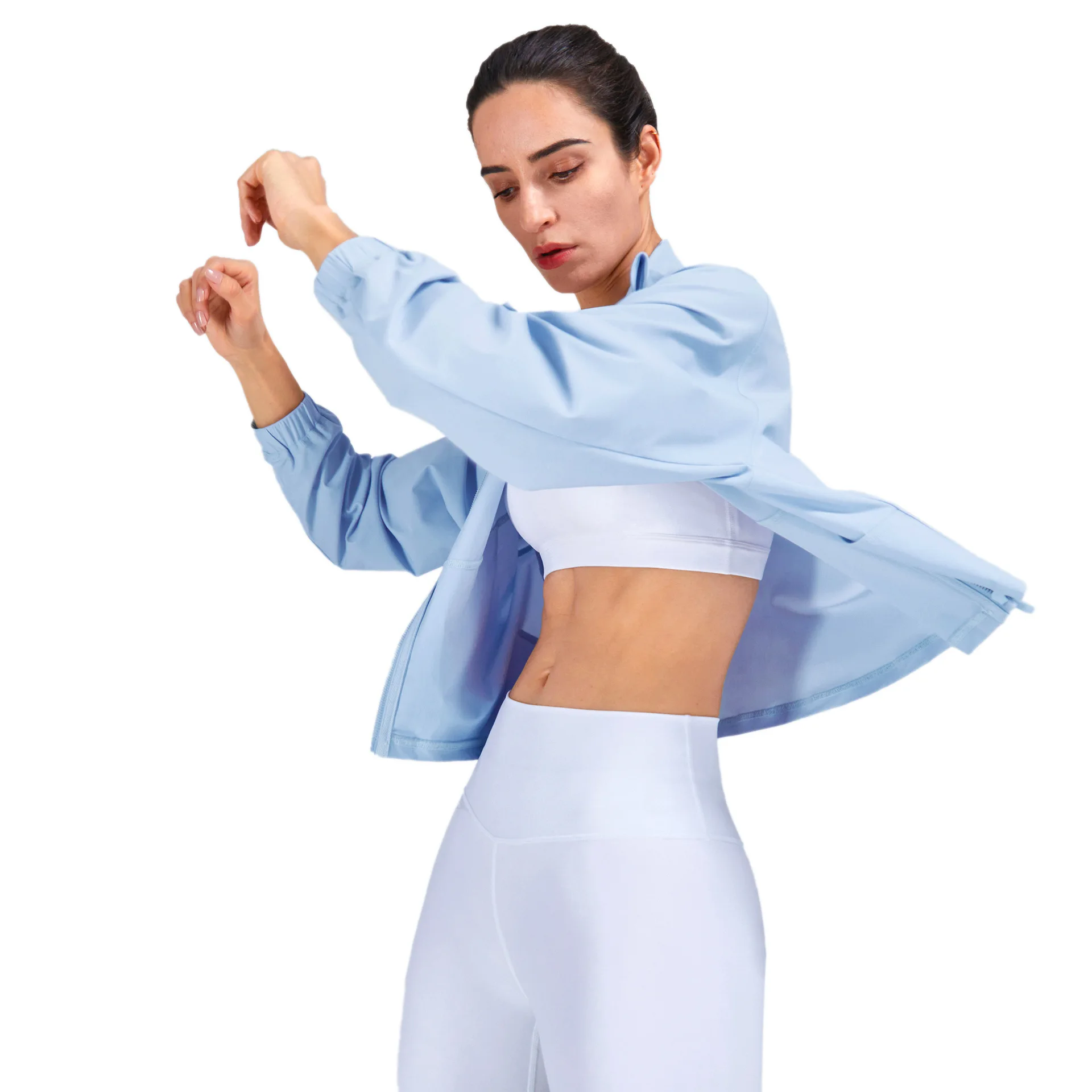 

New Design Crease Proof Breathable Soft Workout Jackets With Zipper Side Pockets Light Weight Solid Color Sports Jackets