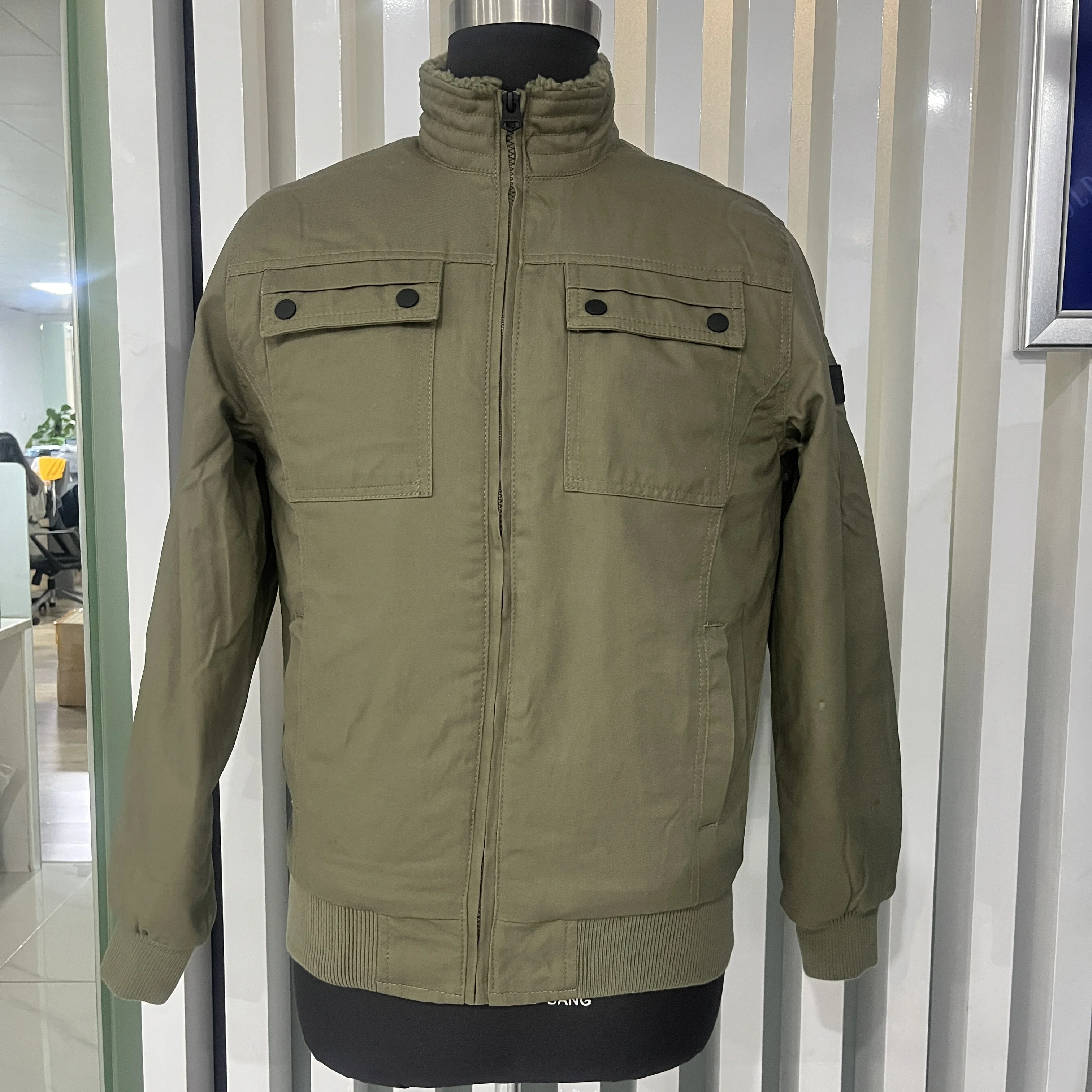 

OEM ODM Factory Low Price Mens Stand Collar Fleece Thick Winter Windproof Warm Outdoor Jacket