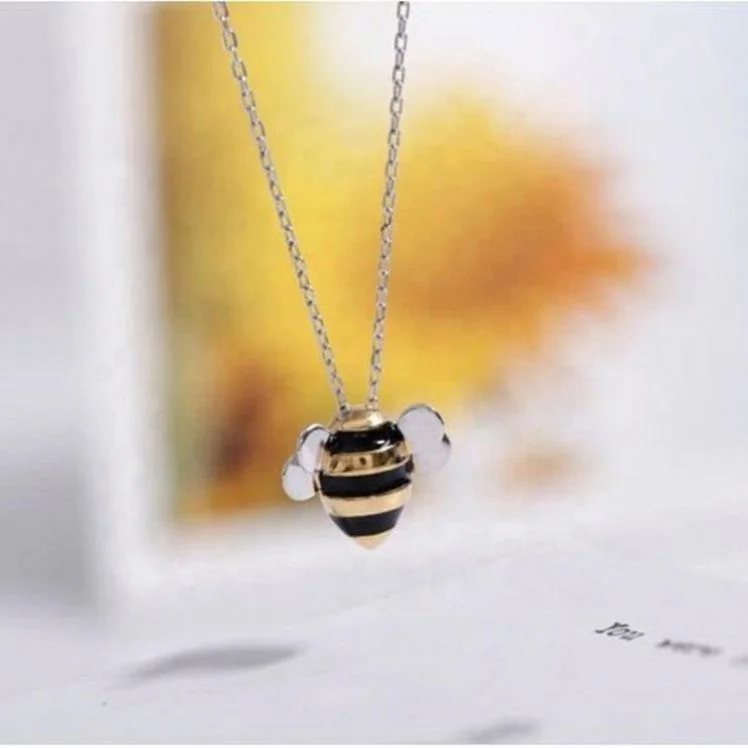 

S925 Silver Bee Pendant Necklace Fashionable Cute Dripping Oil Necklace Simple Temperament Women's Necklace, Picture