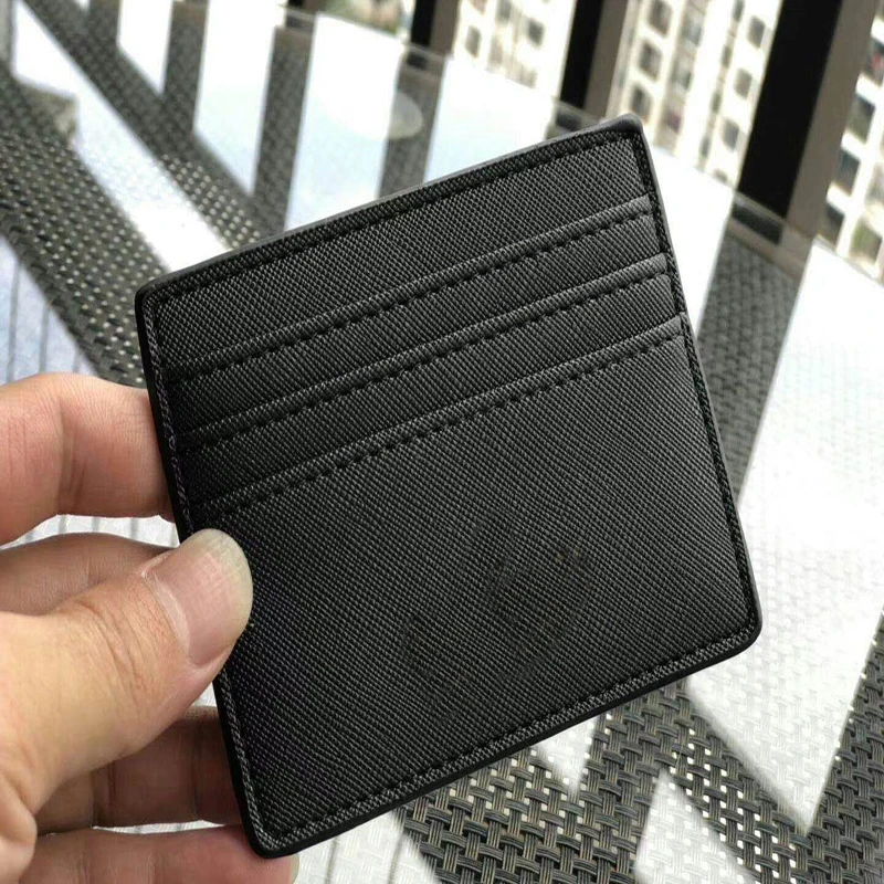

Plain Slim Leather 3 Card Holder, Picture