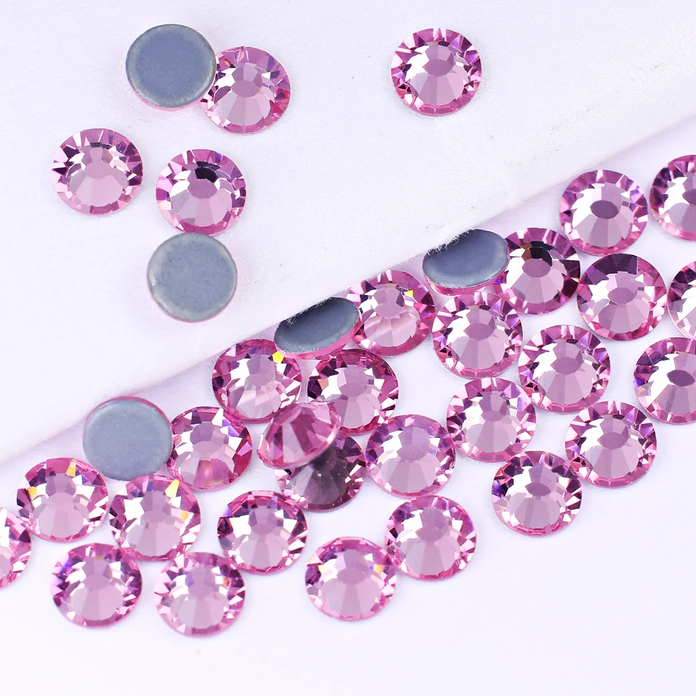 

Wholesale A Grade Sequins Hot Fix Rhinestone for Clothing Accessories