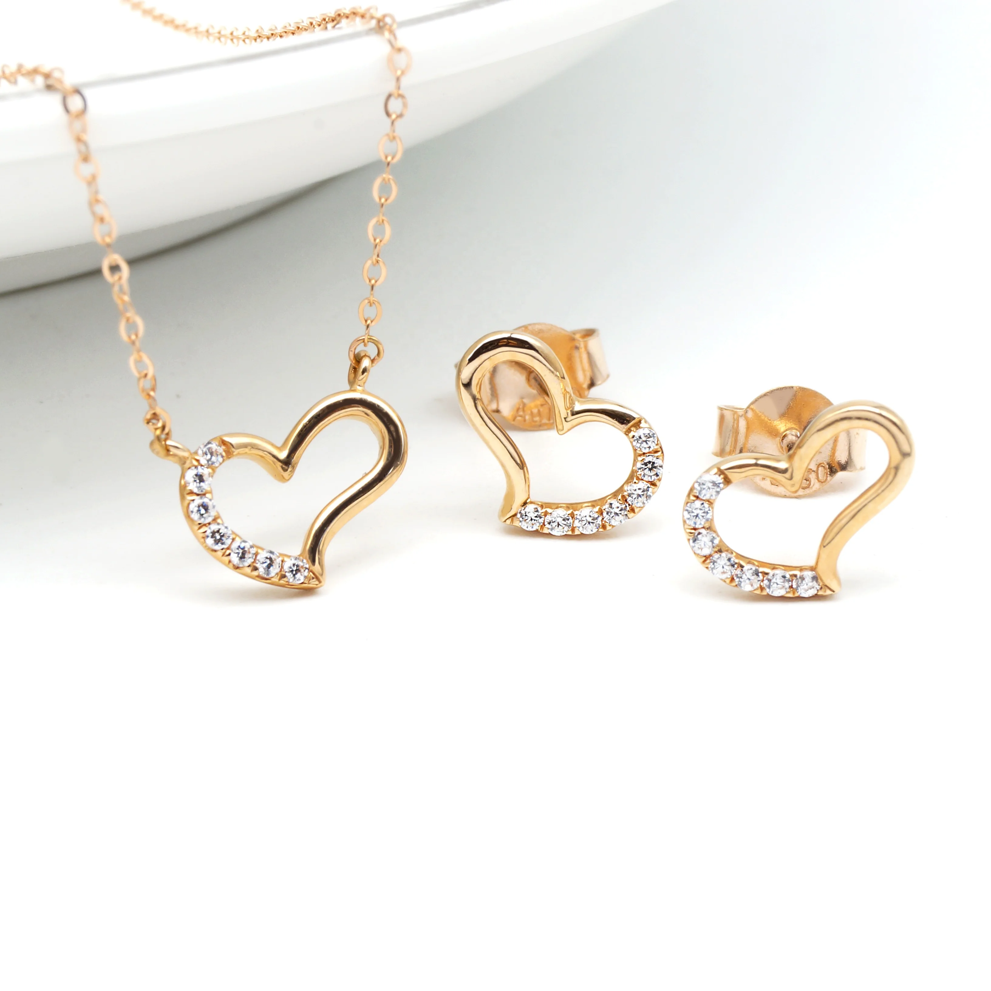 

Pure Gold Heart Shaped Pendant Necklaces Earrings Wholesale 14k 18k Real Gold Jewelry Set