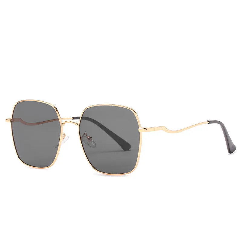 

Wholesale Rectangle Ladies Custom Logo China High Quality Square Sunglasses