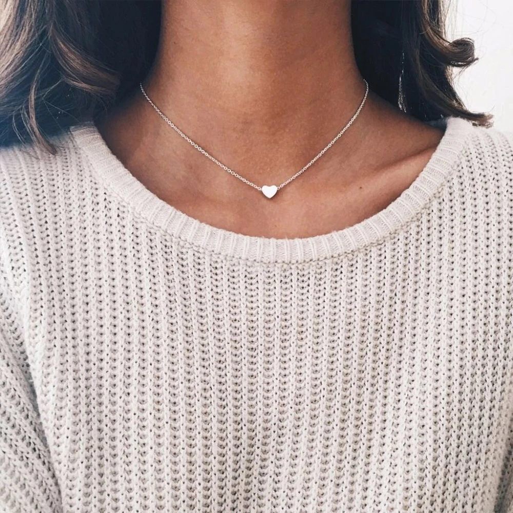 

High Quality 15 Inches Silver Color Heart Shape Pendant Necklace 316l Ins Stylish Girls Heart Charm Choker Necklace for Women, Gold/silver/rose gold
