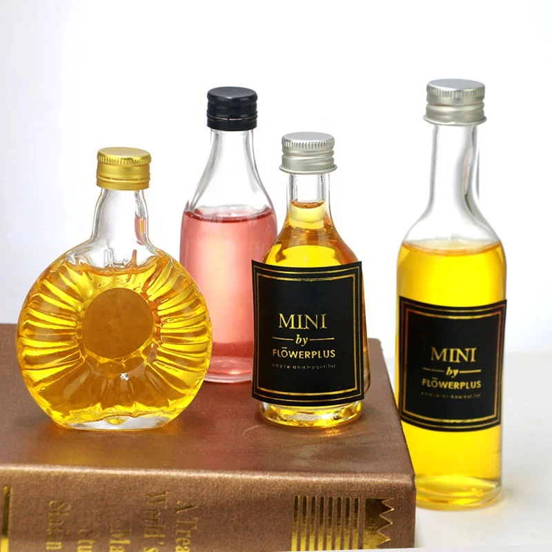 
50ml Mini Glass Bottle Alcohol Drink Liquor Wine Rum Miniature Bottle With Screw Lid For Spirits 