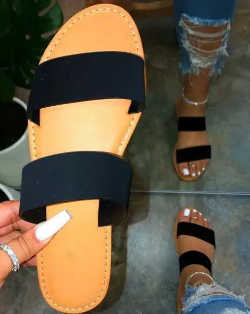 

wholesale Summer new flat beach shoes plus size word sandals and slippers women