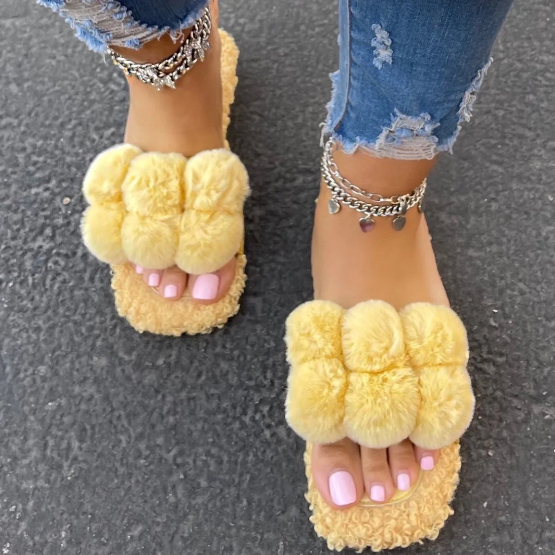 

designer fur slippers warm pink fur slipper with bag set, Customized color