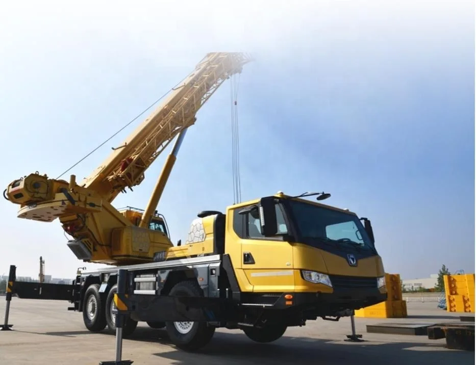 XCMG 60 Ton Second Hand Crane Trucks All Terrain XCA60E Mobile Truck Crane