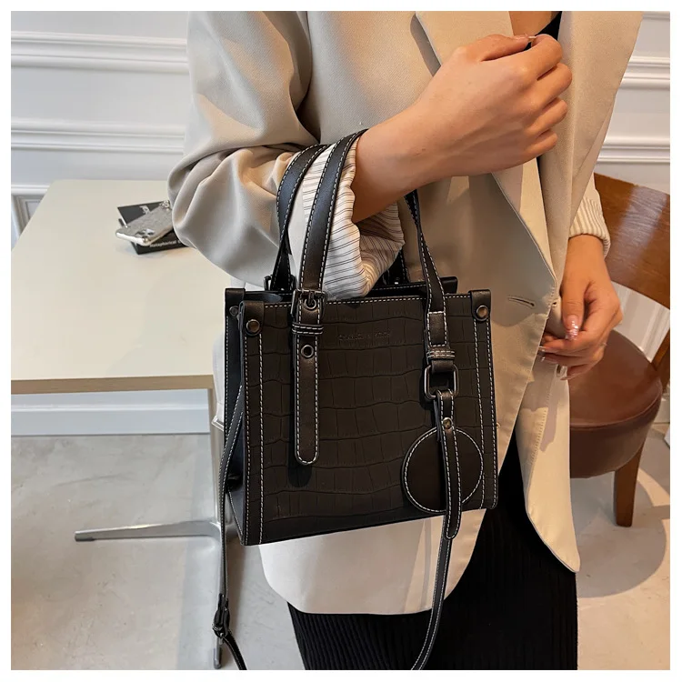 

Wholesale customized handbags for women luxury 2021 new fashion retro women hand bags temperament one-shoulder ladies bag, Customizable