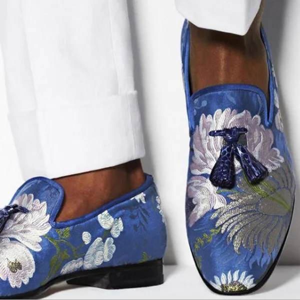 

Men's single shoes new spring 2021 comfortable low heel men's Embroidery Decor casual single shoes, Blue