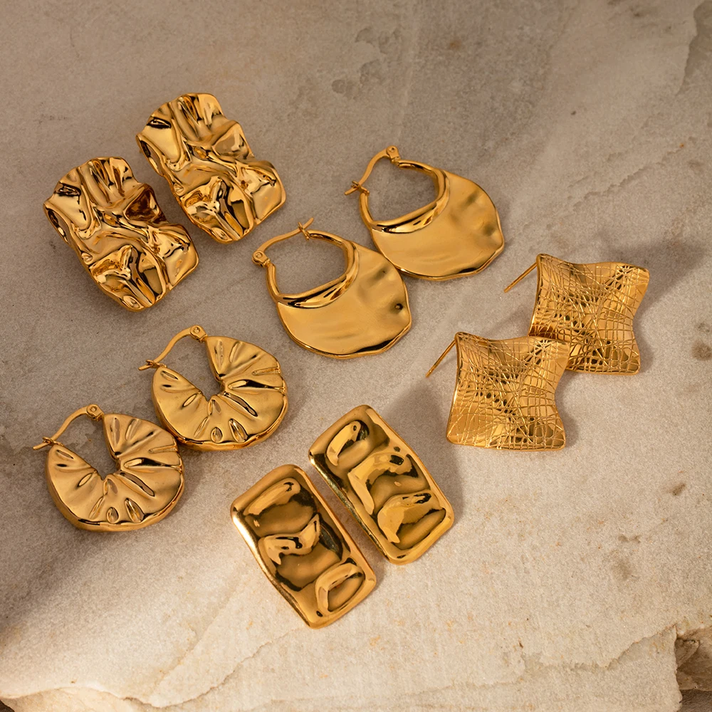 

J&D Low Key Luxury Gold Plated Earrings 18K Stainless Steel Jewelry Hammered Texture Stud Earrings Set