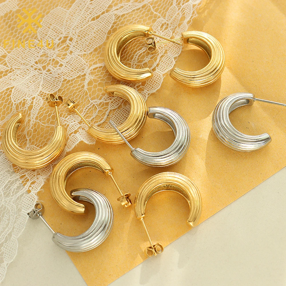 

Minimalist Small Fashion Striped Threaded 18K Gold Thick Stainless Steel Chunky Hoop Earrings For Women