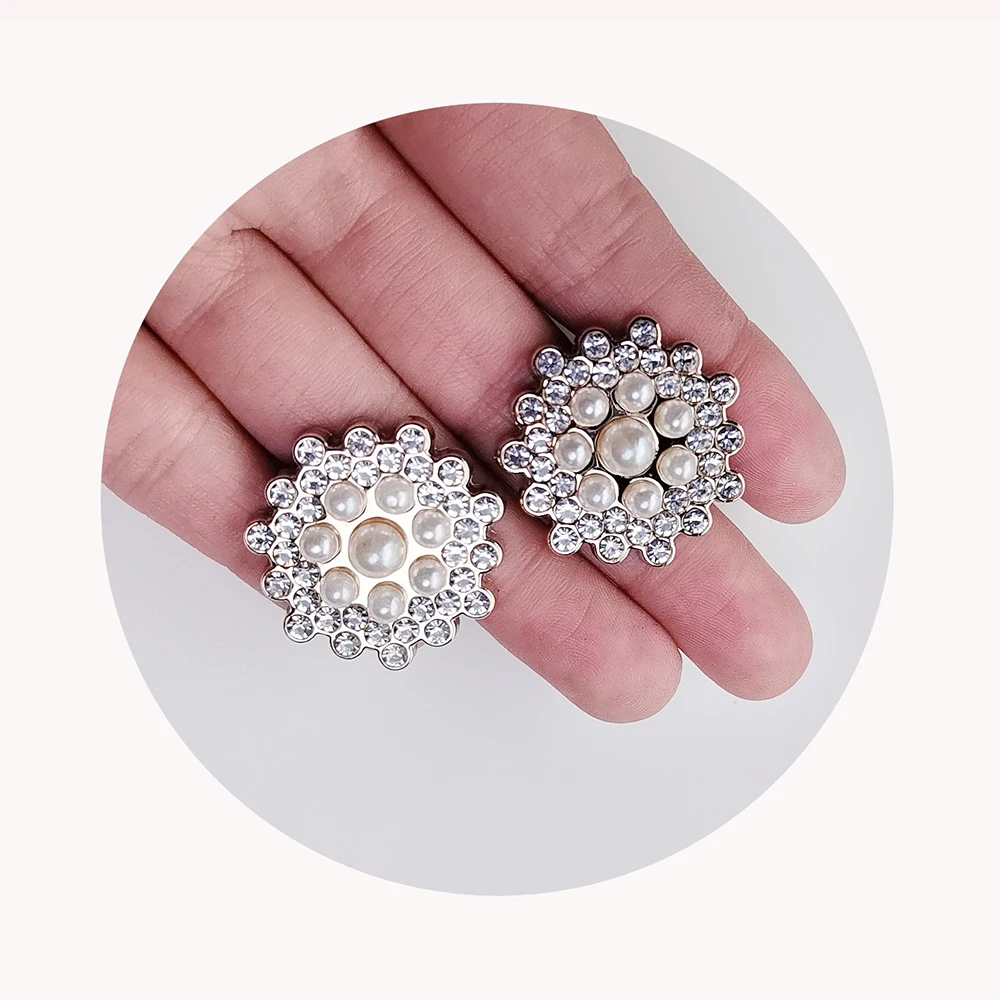 Round Flower Bead Rhinestone Embellishment Button for Handmade DIY Clothing Shoes Hat Decoration Rhinestone Applique Buttons