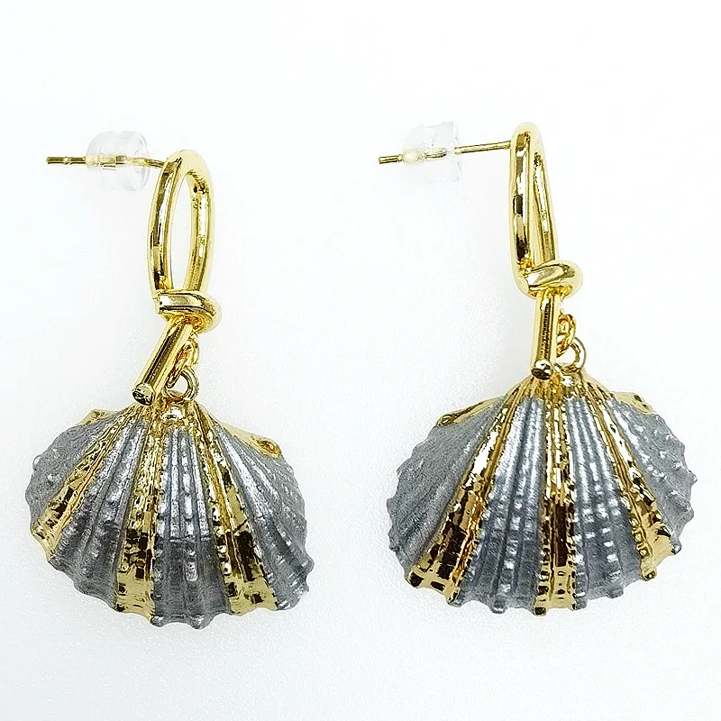 

E761 Factory Price Irregular Freshwater Drop Earring Coral Baroque Imitate Wedding Pearl Wholesale
