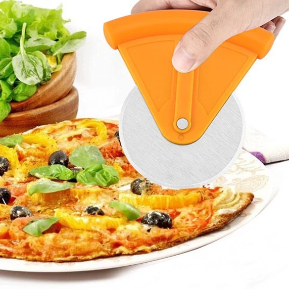 

New Kitchen Accessories Portable Stainless Steel Wheel With Plastic Handle ABS Cover Pizza Cutter Slicer, Colorful