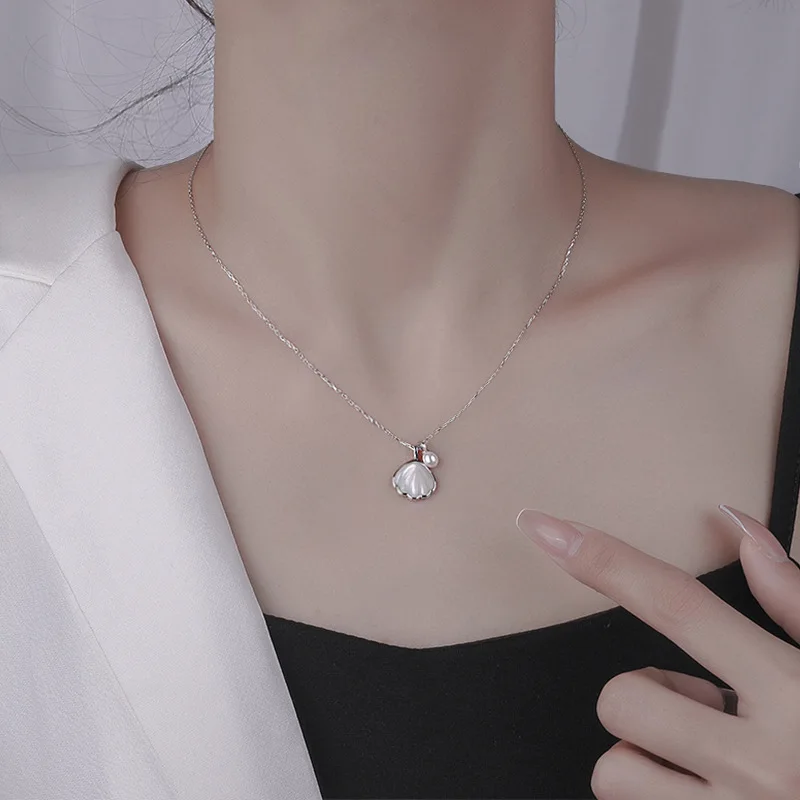 

Shangjie OEM Shell 999 sterling silver necklace pearl luxury baroque pearl leaf retro necklaces, Gold/sliver/rose gold