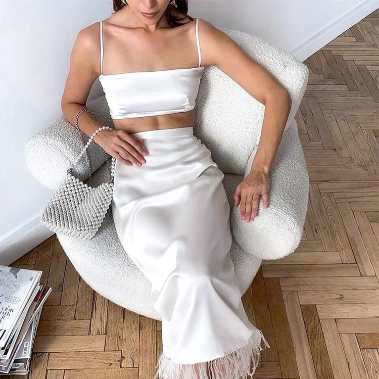 

2022 Summer Clothes French Patchwork Feather White Satin 2 Piece Skirt Set Crop Camisoles Top Women'S Sets