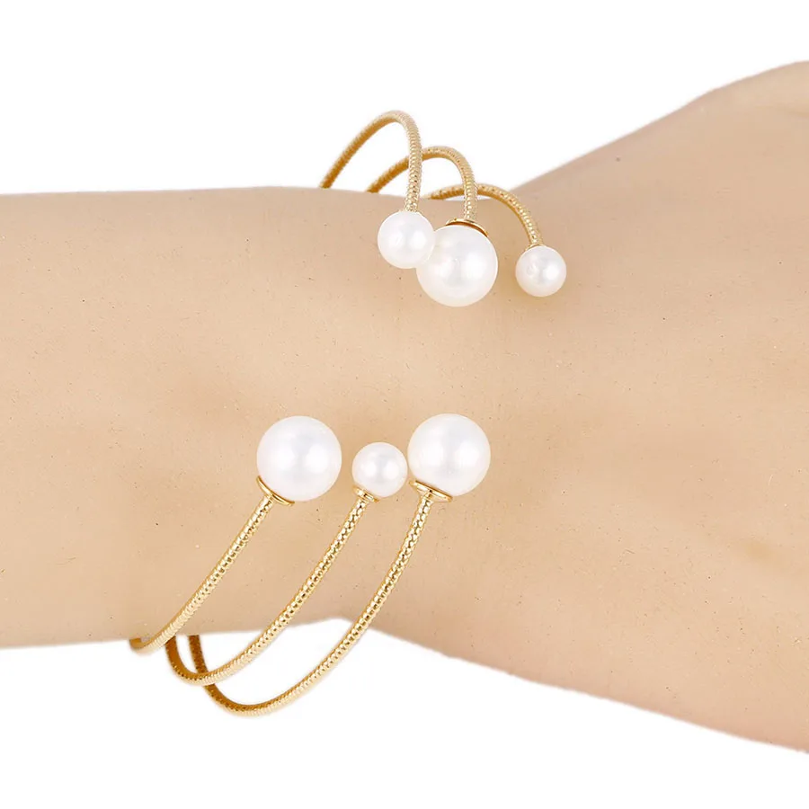 

51548 Xuping fashion design 18K gold color Multilayer wire pearl open bangle, White