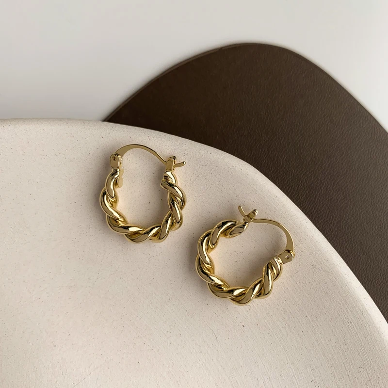 

A-69 Vershal Fashion Earrings Twist Ear Clips Minimalist Round Earrings Jewelry For Women Drop Shipping, Colorful