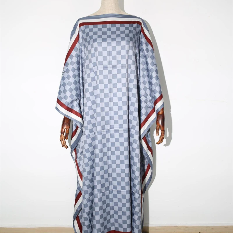 

2019 African Women Plaid Print Loose Bat Sleeve Silk Dress