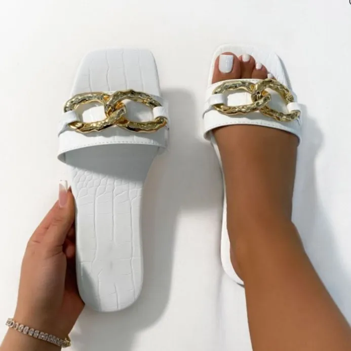 

New Woman Beach Sandals Summer Flat Slippers Casual Slip-on Chain Slides
