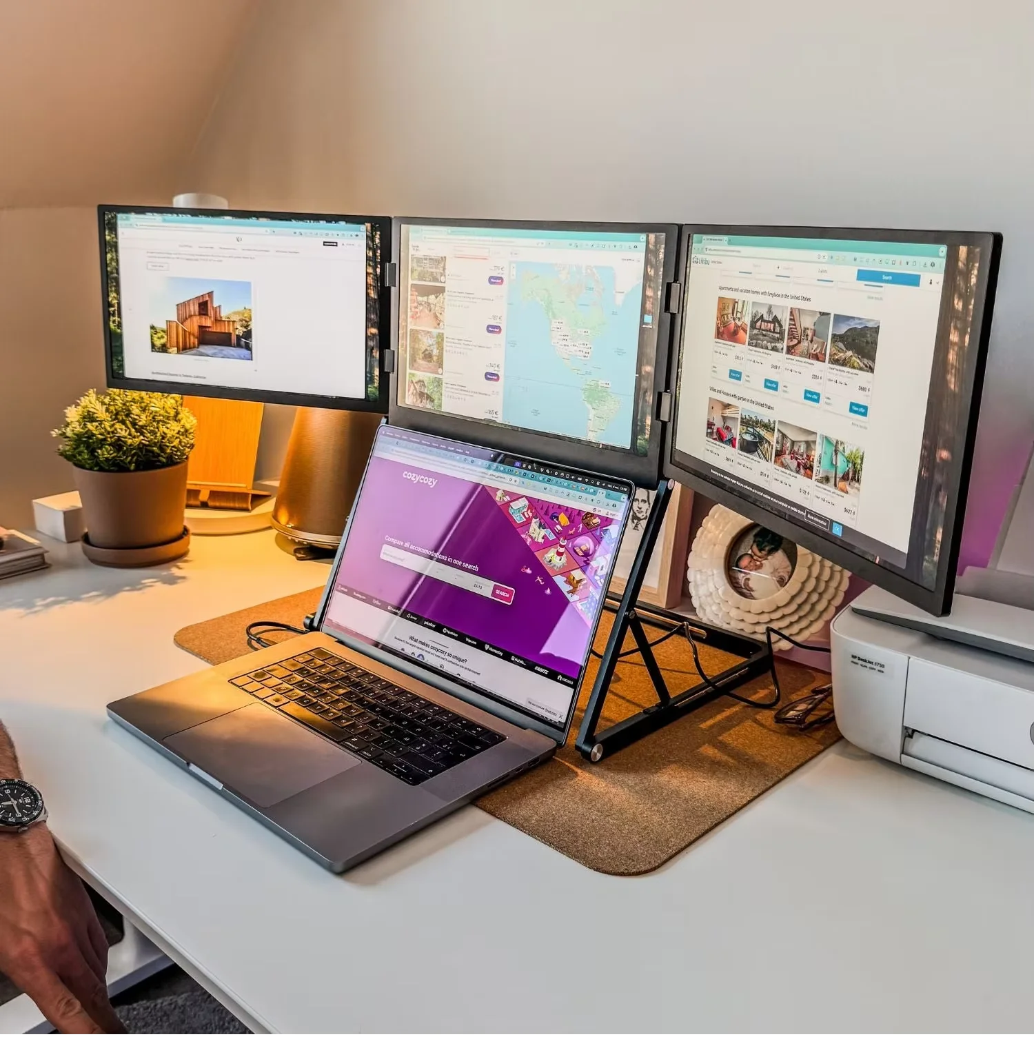 3×18.5" 2K Aluminium Triple Screen Workstation detail 4