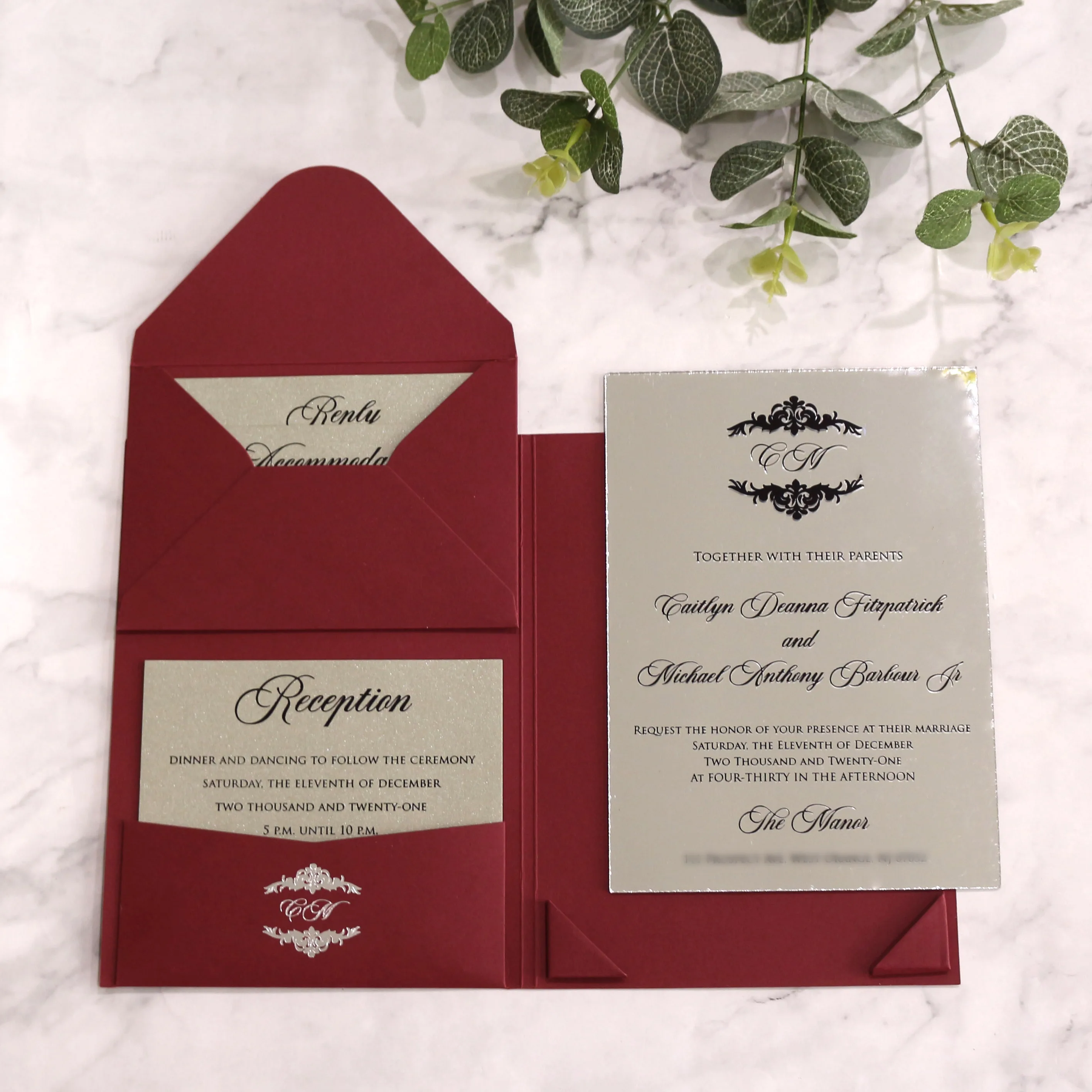 

New Acrylic Wedding Invitations With Flannel Foldable Envelope Velvet Hardcover Invitation