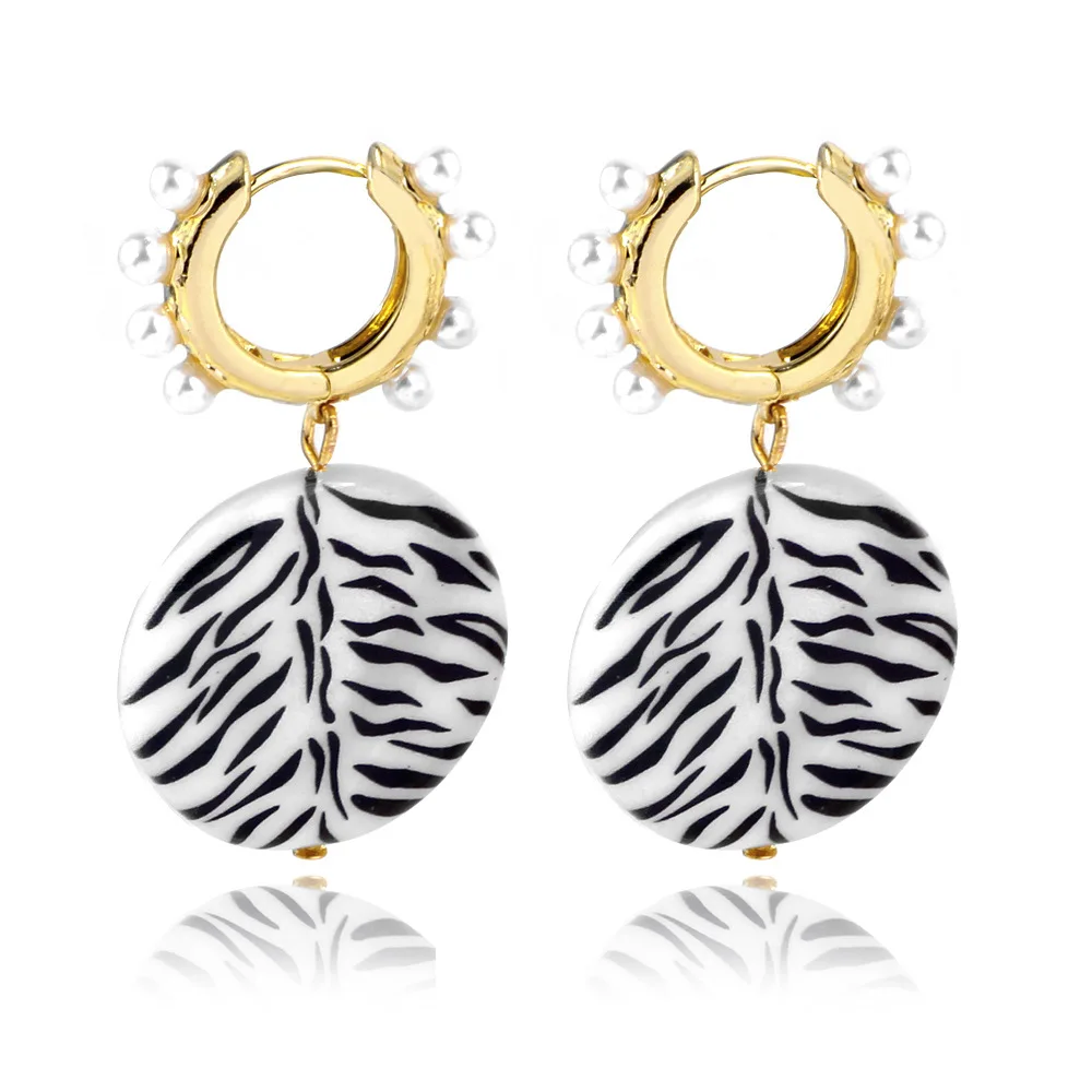 

Hot Sale Pearl Hoop Drop Shell Print Zebra Stripes Enamel Earring, Multi