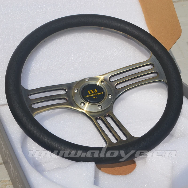 racing steering wheel (3).jpg