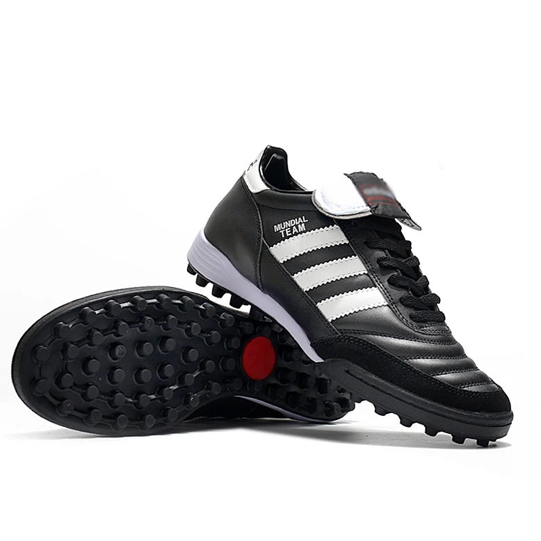

High quality men's low top leather upper comfortable outdoor training football shoes sports shoes, Black