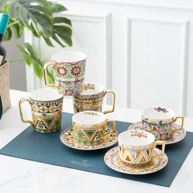 

Light luxury retro geometric pattern pattern hand-painted gold afternoon tea coffee cup and saucer, As the picture