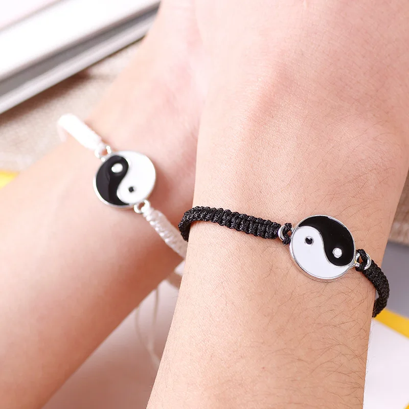 

Friendship Couple Rope Bracelet Yin Yang Tai Vintage White Black Adjustable Rope Bracelet Handmade Jewelry, Black,white