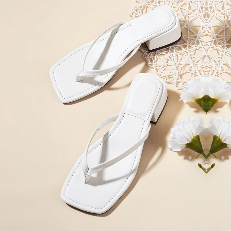 

2022 New Fashion Women Slipper Low Heel Slides Slip On Summer Elegant Sandal Brand Outdoor Flip Flops Sandalias