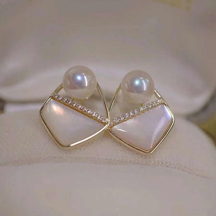 Brass Gold Plated Stud Earrings 6-7mm Natural Freshwater Pearls AAAA Grade White Trendy for Women