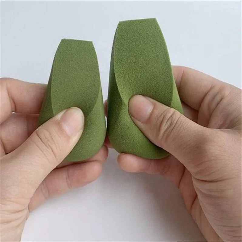 

Non-latex Matcha Beveled Soft Facial Beauty Makeup Sponge in Stock
