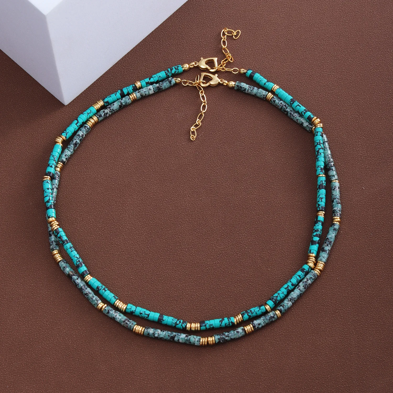 

Fashion Natural Stone Necklace Vintage Turquoise Handmade Beaded Gold-Plated Necklace for Women