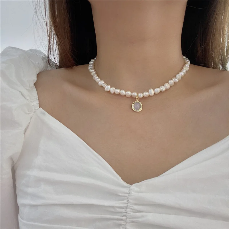 

Valentines Day Gift Moonstone Natural Freshwater Pearl Necklace Baroque Irregular Pearl Pendant Necklaces For Girls