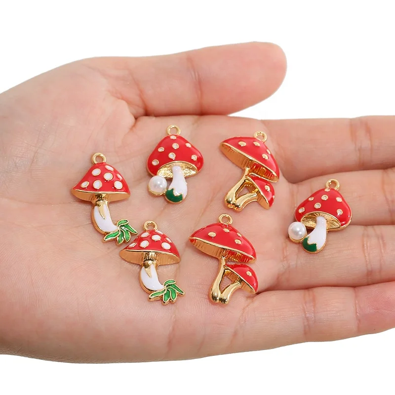 

Red Mushroom Drops oil Charms pendant mushroom metal Pendant fit for bracelet necklace DIY Fashion Jewelry Accessories, Picture show